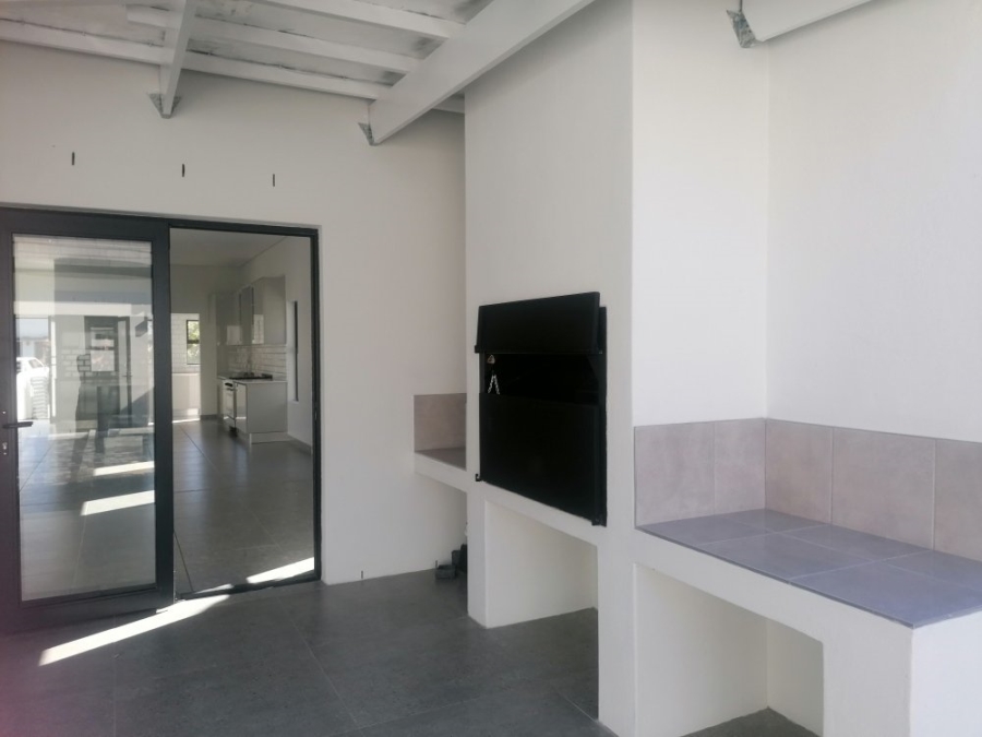 3 Bedroom Property for Sale in Sitari Country Estate Western Cape